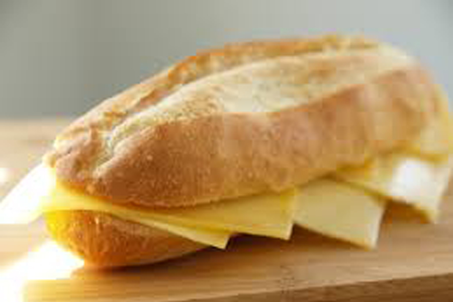 Beerse-Broodje-kaas-